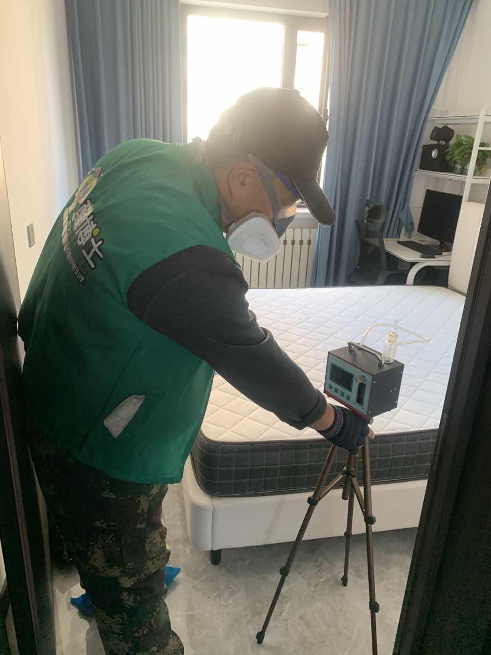 子洲醛博士百和国际小区测甲醛 甲醛检测现场